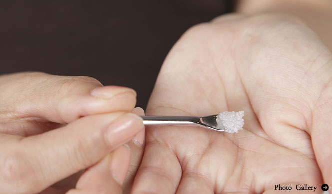 連載・國藤直子│コスメシュラン第66週「資生堂 リバイタル グラナス キャビア」