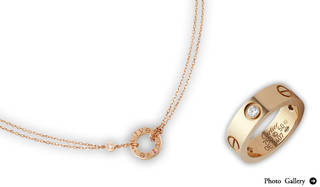 Cartier｜きらめくホリデイシーズン、カルティエの「LOVE」を纏って