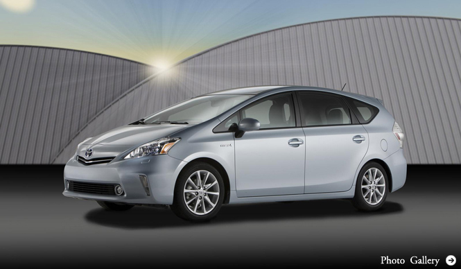 TOYOTA Prius v|トヨタ プリウスv 出展