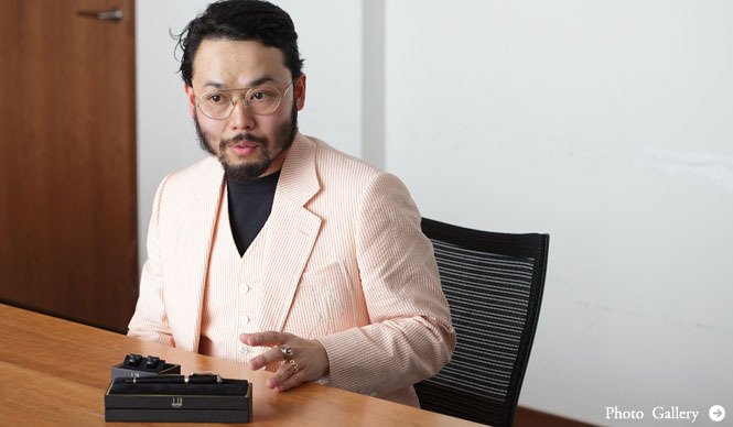 UNITED ARROWS｜バイヤー特集｜ドレスアップのための大切なモノ