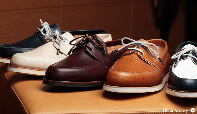 JOHN LOBB│バッファロー素材をまとった「ARIMA」