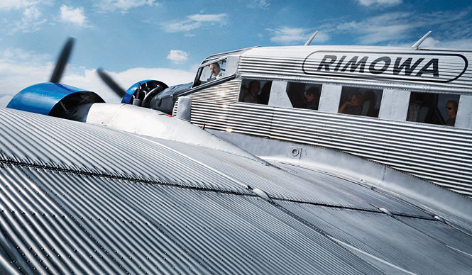 RIMOWA｜RIMOWA最新作は、新サイズで登場