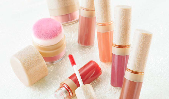 AYURA|なでしこたちを美しく彩る“艶紅”限定アイテム