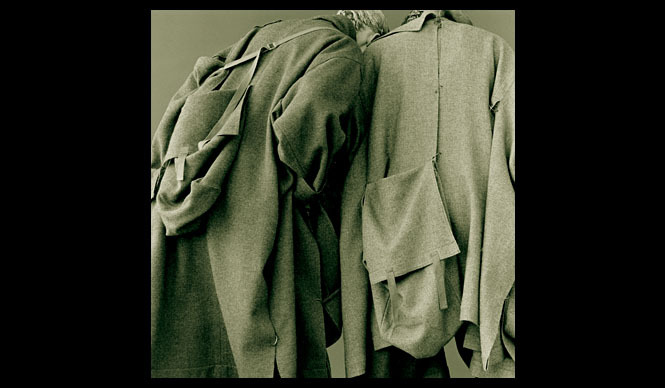 西武渋谷店｜パリ・コレクションデビュー30周年記念「YOHJI YAMAMOTO 展 - Dialogue対話」開催