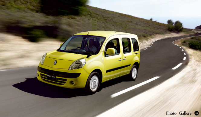 RENAULT KANGOO│より家族がよろこべるクルマに