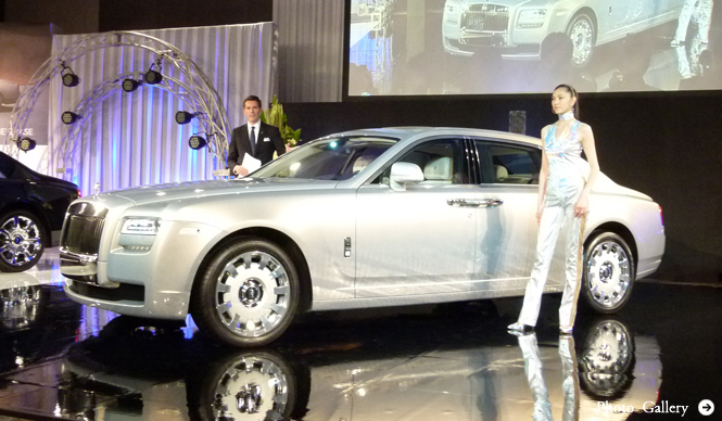 ROLLS-ROYCE Ghost Extended Wheelbase｜日本上陸！