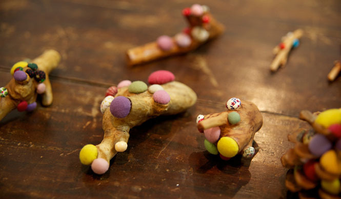 BOOK｜フリーペーパー専門店『Only Free Paper』で「おばあちゃんの針やま」期間限定販売