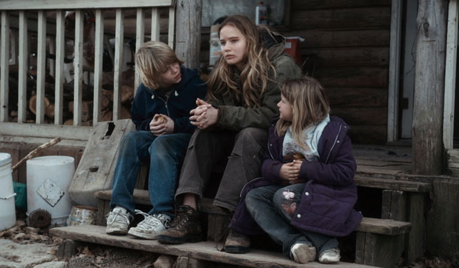 MOVIE｜サンダンス映画祭グランプリ＆脚本賞2冠『ウィンターズ・ボーン』