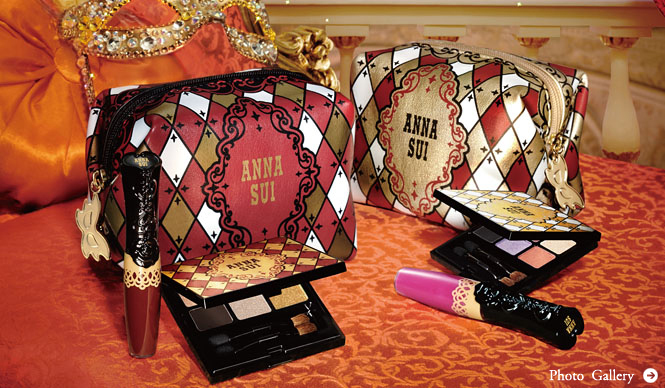 ANNA SUI|変幻自在なメイクをかなえるクリスマスコレクション