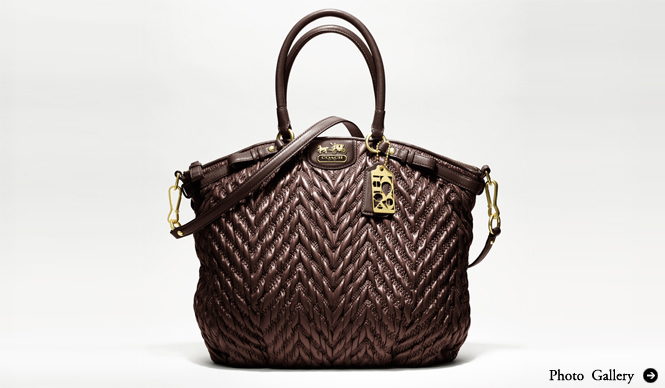 COACH|コーチから創立70周年記念バッグ「シェブロン」が登場
