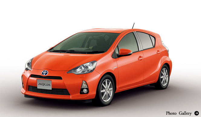 TOYOTA｜ 2011年12月発売予定のハイブリッド車「アクア」を日本初公開