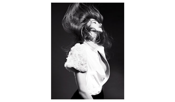 RESTIR｜2012年春夏コレクション「ファッションニュース」写真展