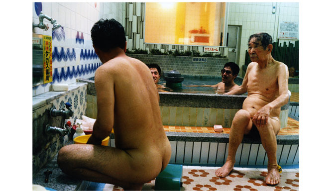 ART｜四谷三丁目『GALLERY SHUHARI』にて吉永マサユキ写真展「SENTO」開催