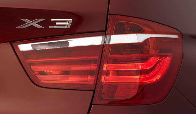 X3の仕様変更およびX5の追加パッケージを発表｜BMW