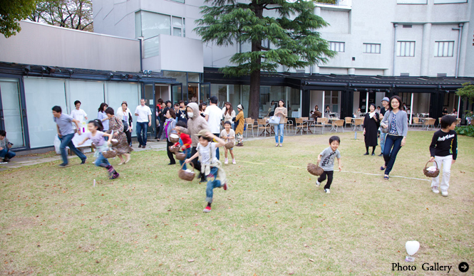 PIERRE HERMÉ PARIS│原美術館でフランスの伝統的な復活祭“パック”を体験！