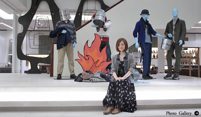 BARNEYS NEW YORK｜『バーニーズ　ニューヨーク銀座店』の看板娘、加藤弥生さん