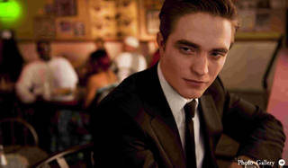 CHANEL│ロバート・パティンソンの腕に光る、シャネル「J12 CHROMATIC」