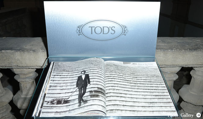 TOD'S|トッズが豪華写真集を発売