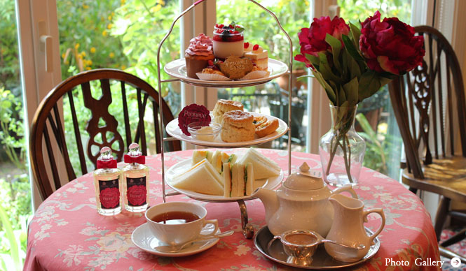 PENHALIGON’S|最新フレグランス「ピオニーヴ」のティーサロンが期間限定オープン