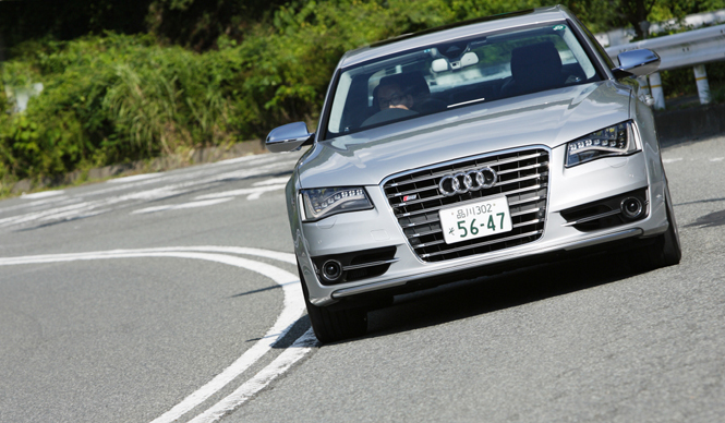 アウディSモデルに試乗|Audi