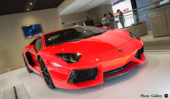 アヴェンタドールがアップデート｜Lamborghini