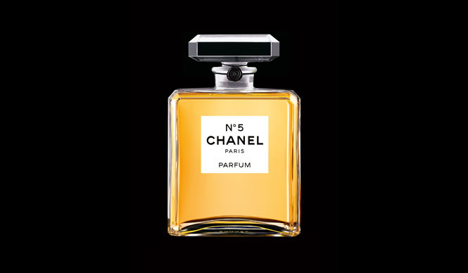 CHANEL|ブラッド・ピット出演の新広告フィルム公開! ウェブサイト「Inside CHANEL」スタート