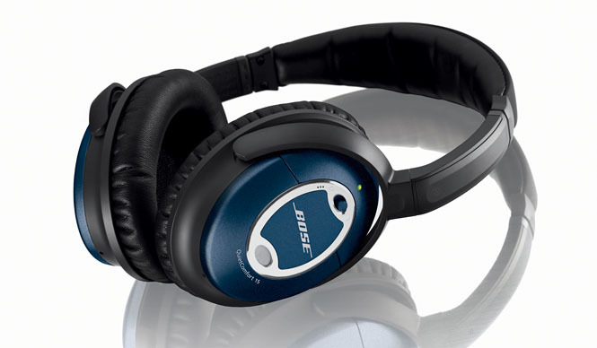 BOSE｜ノイズキャンセリング・ヘッドホンに限定カラーモデル“メタリックブルー”登場