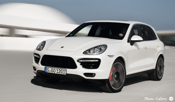 カイエンにもっともパワフルな「ターボS」登場|Porsche