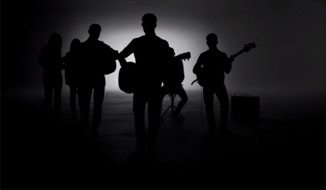 BURBERRY｜神戸旧居留地に待望の路面店オープン