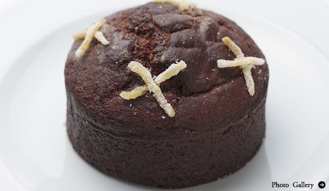 MARGARET HOWELL｜神南カフェで、今年もジンジャーケーキの予約受付がスタート