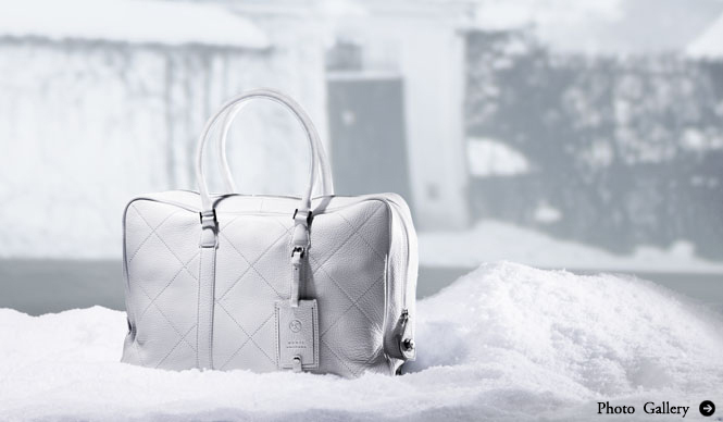 REALFLEET｜充電できるバッグ「BAGTTERY（Bag ＋ Battery）」クリスマス限定モデル数量限定発売