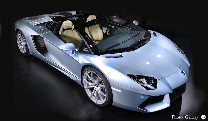 ついに登場、オープントップのアヴェンタドール｜Lamborghini