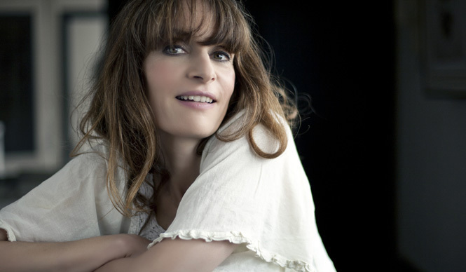 EAT｜フレンチ・ポップスの歌姫、クレモンティーヌのディナーショーに1組2名様をご招待！