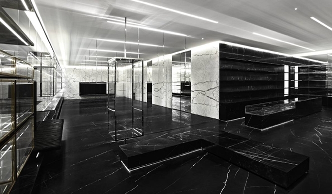 SAINT LAURENT|新クリエイティブ・ディレクター、エディ・スリマンが手がける新ストア