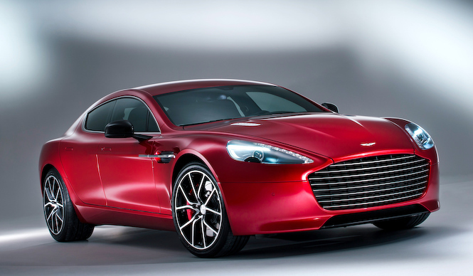進化した4ドアサルーン「ラピードS」を発表|Aston Martin
