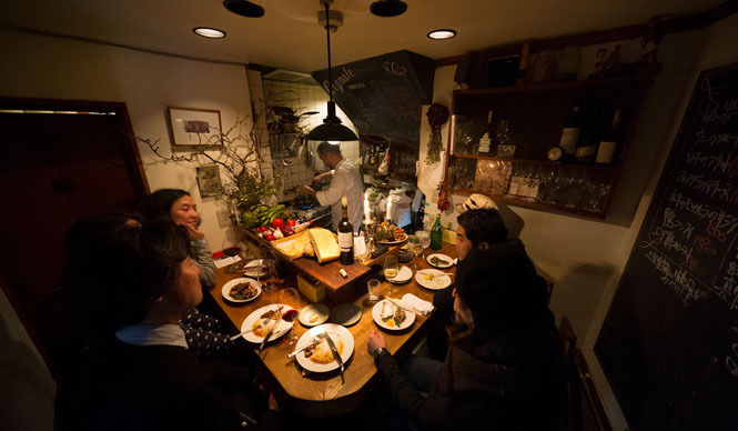 角田陽太｜東京の酒場を案内する「東京浪漫酒場」第二回 学芸大学「Cignale Enoteca」