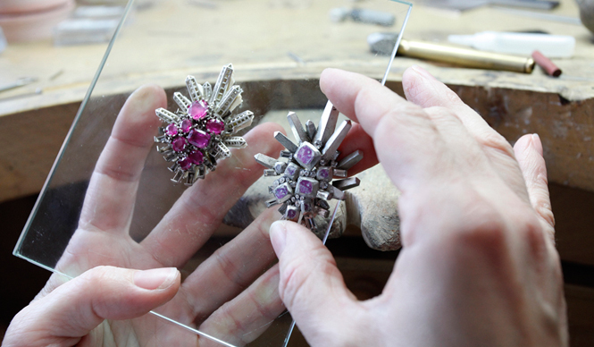 Van Cleef & Arpels｜パリにつづき東京でも「レコール ヴァン クリーフ＆アーペル」を開講