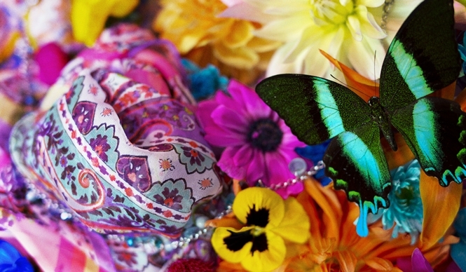 ETRO｜蜷川実花氏とコラボレーションしたスペシャルストアをオープン