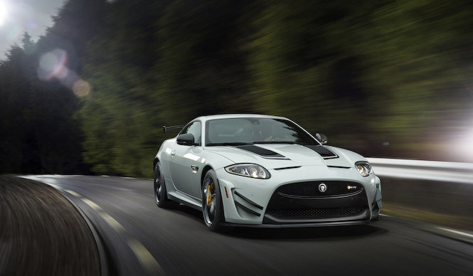 「Rライン」誕生25周年の記念モデル|Jaguar