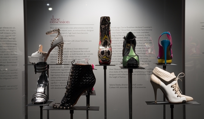 ART FILE 14｜「Shoe Obsession」｜連載「世界のアート展から」