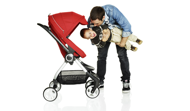 Stokke｜チャイルドシートが取りつけ可能なストッケのベビーカー