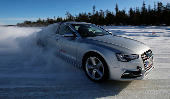 北極圏でマスターするアウディ クワトロ｜Audi