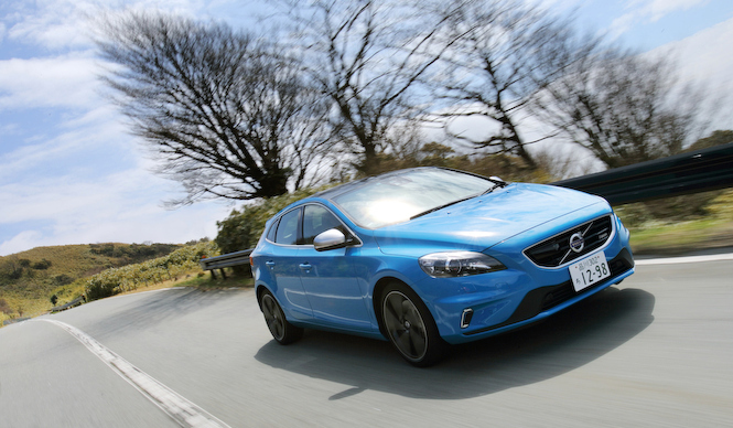 ボルボV40 T5 R-DESIGNに試乗|Volvo