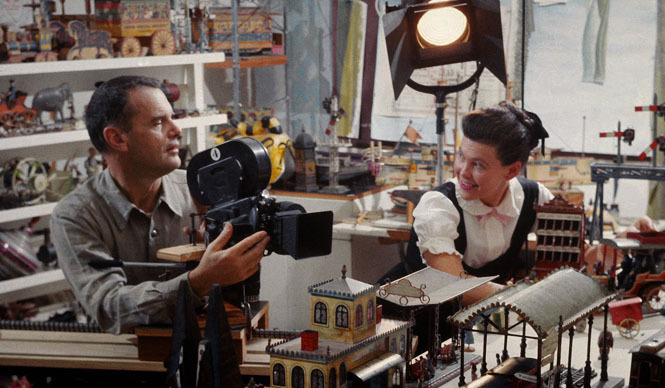 Mid-Century MODERN｜映画『ふたりのイームズ：建築家チャールズと画家レイ』公開記念コラボレーション