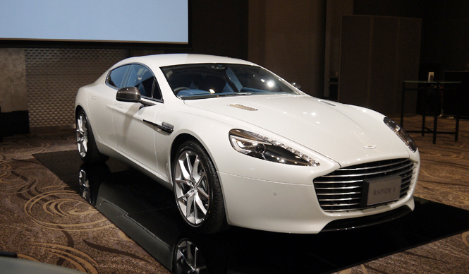 ラピード S 日本でお披露目|Aston Martin