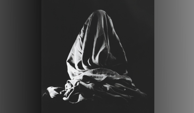 ART｜いまも軟禁されつづけている劉霞による写真展『沈黙の力』