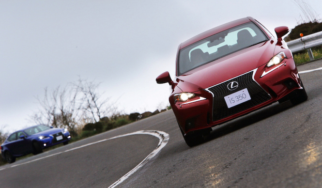 特集 2代目 レクサスISを追う｜Lexus