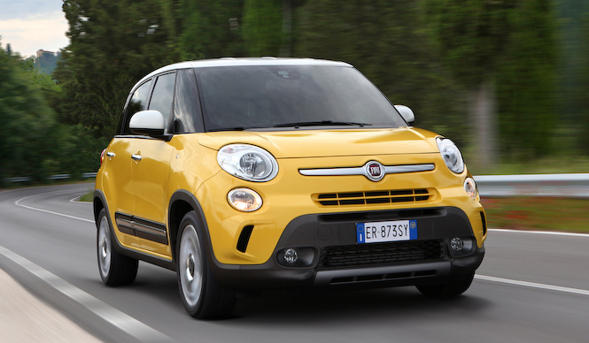 フィアット500Lのミニバン版とSUV版を発表｜Fiat