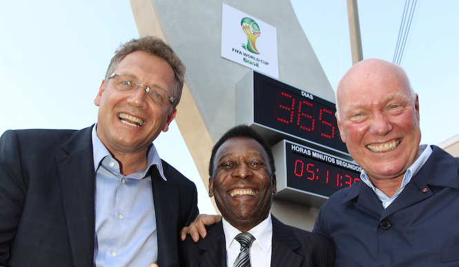 HUBLOT｜2014年ワールドカップ カウントダウンクロックを披露