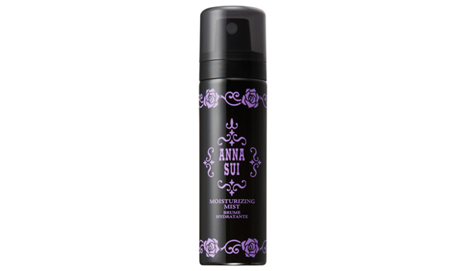 ANNA SUI|日中の肌を心地よく癒す、うるおいのミストローション